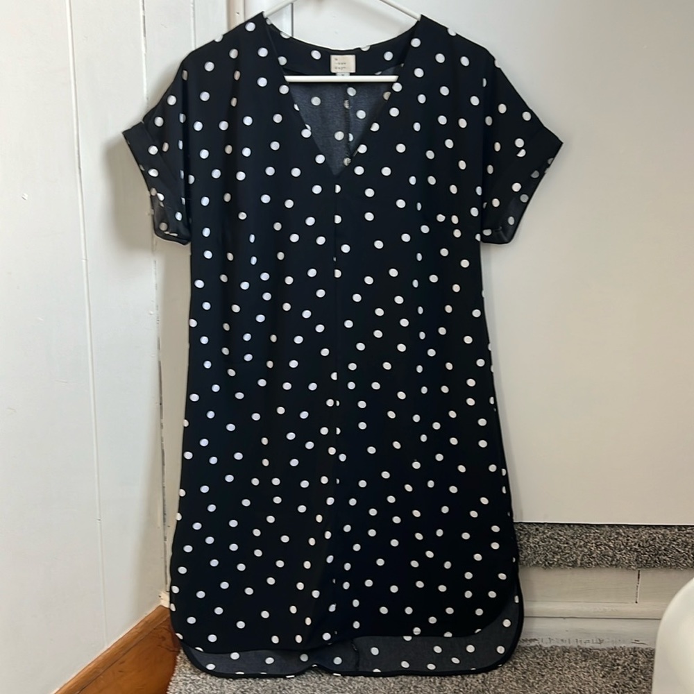 Black and white dress size 6